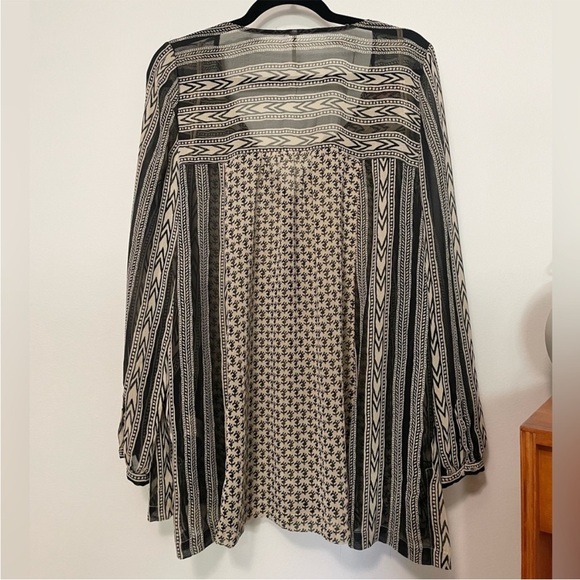 Free People ‘Feather In The Wind’ Top - Picture 6 of 11